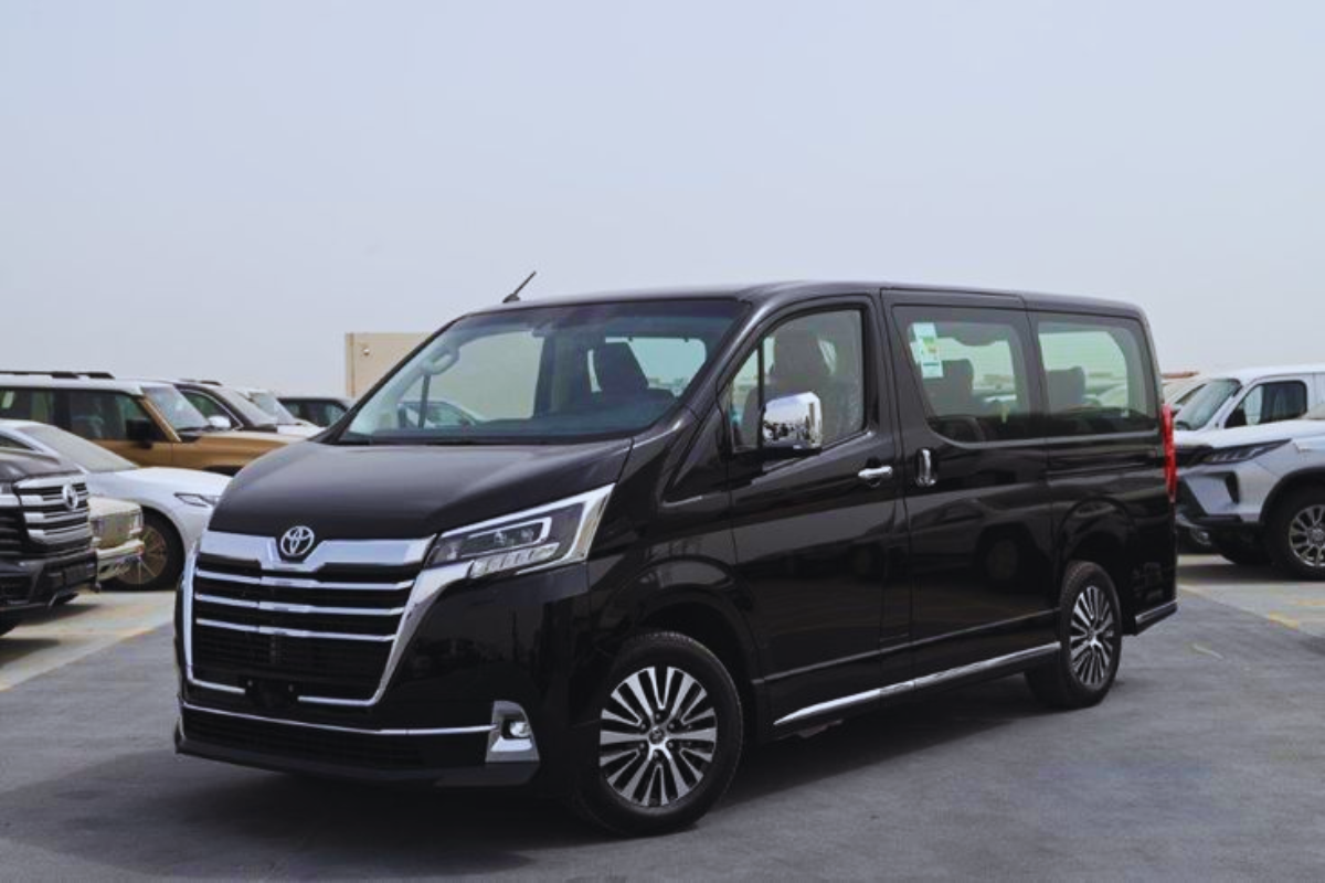 6 Seater SUV for Rent